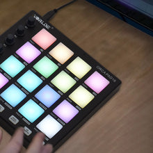 Cargar imagen en el visor de la galería, WORLDE Controlador MIDI USB ORCA 16 Pads 6 Perillas
