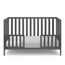 Cargar imagen en el visor de la galería, Cuna Catre Convertible 4 En 1 Para Bebé Storkcraft Gris