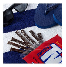 Cargar imagen en el visor de la galería, Twizzlers Sabor A Chocolate Hershey´s 12 Oz 3 Pack